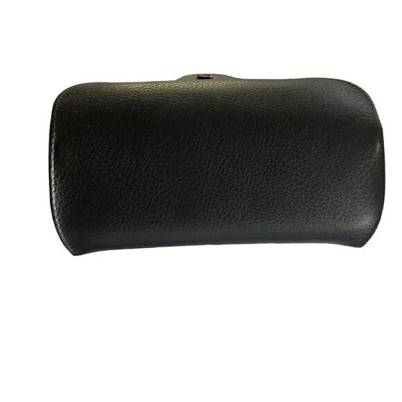 Ray ban sunglass case with cleaning cloth - Picture 3 of 3